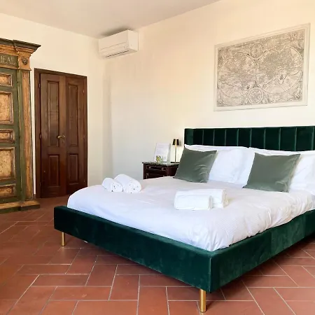D/t Elegant & Spacious Flat 2' Walk Train Station Apartment *