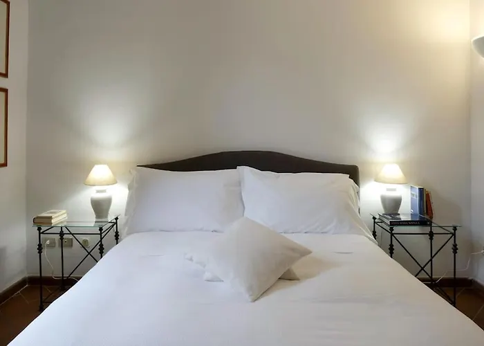 Apartamento D/t Elegant & Spacious Flat 2' Walk Train Station