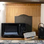 Apartment D/t Elegant & Spacious Flat 2' Walk Train Station *