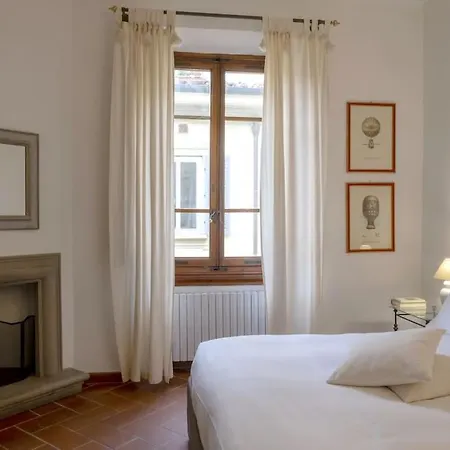 Apartamento D/t Elegant & Spacious Flat 2' Walk Train Station Florença