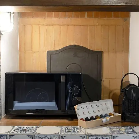 Apartamento D/t Elegant & Spacious Flat 2' Walk Train Station *