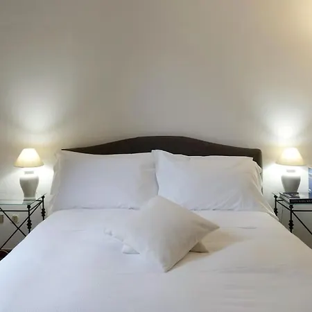 Apartamento D/t Elegant & Spacious Flat 2' Walk Train Station