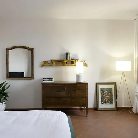 Apartamento D/t Elegant & Spacious Flat 2' Walk Train Station *